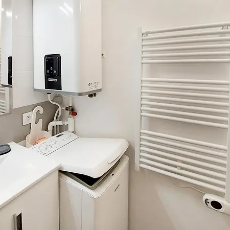 2 Bedroom Stunning In